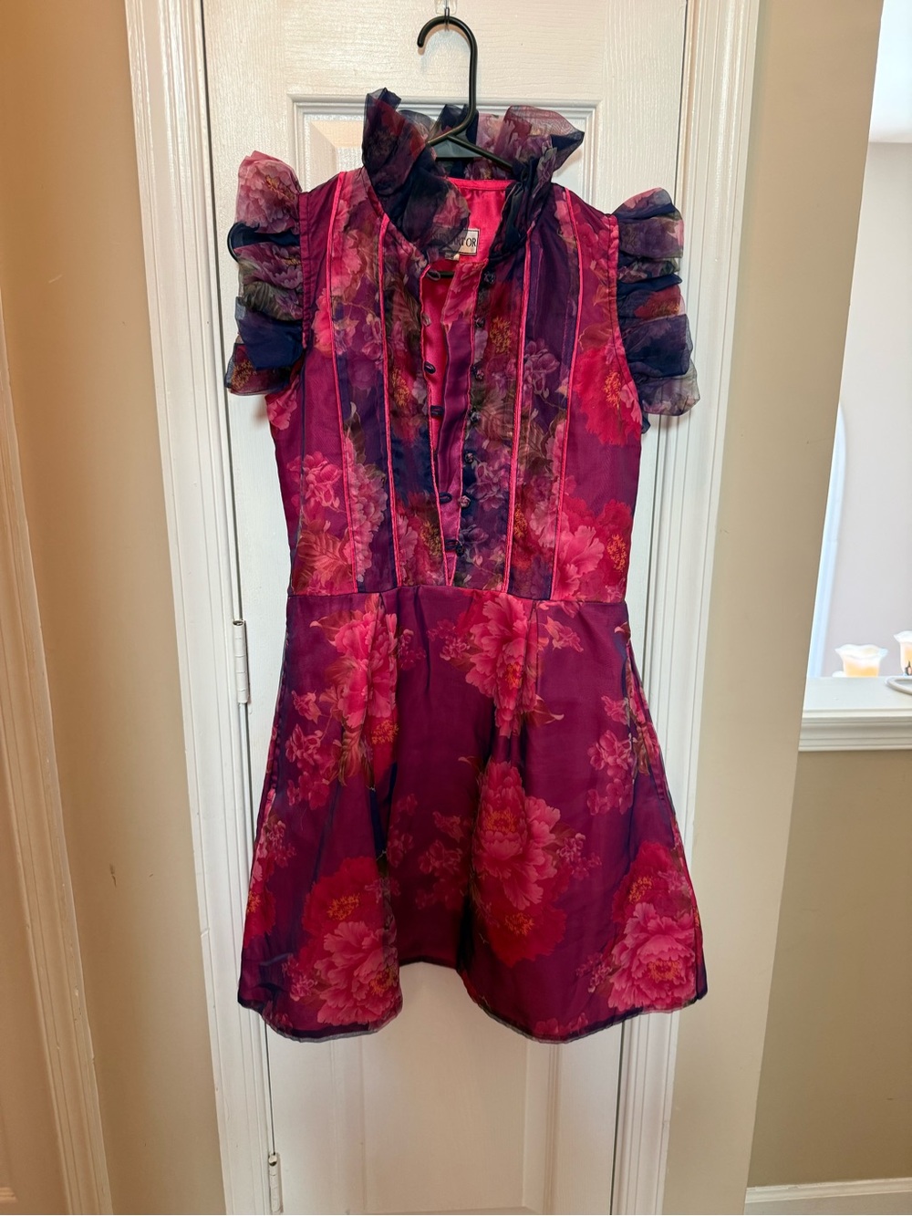 Sue Sartor - Floral Ruffle Mini Dress in Magenta
